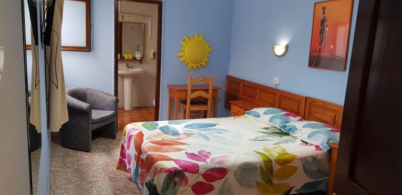 Hostal 7 Soles Лас-Пальмас-де-Гран-Канария Экстерьер фото